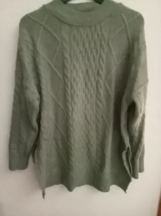 Jersey verde trenzado talla M Stradivarius
