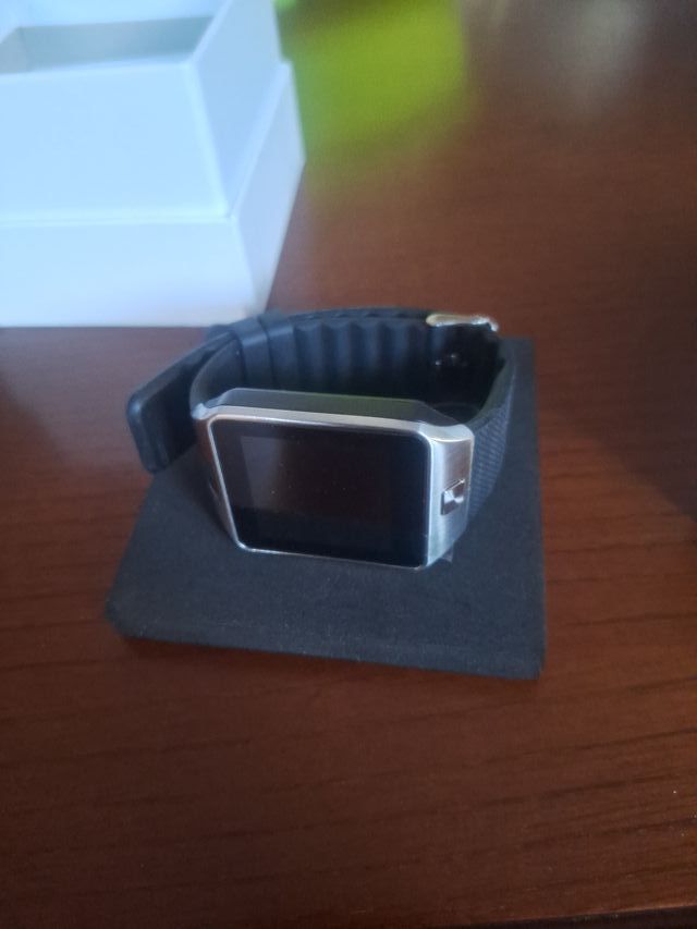 Smartwatch Harling Negro y Blanco
