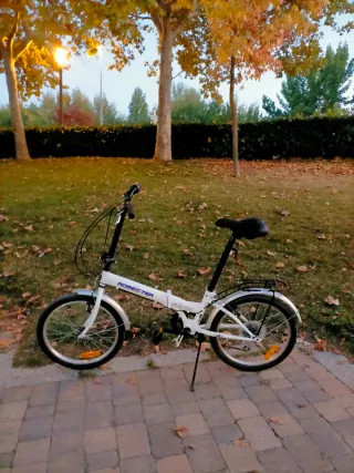Bicicleta ROMESTER plegable 20 casi nueva.
OFERTA
