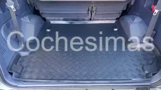 DACIA DUSTER 2X4 desde 2017 cubeta cubre maletero