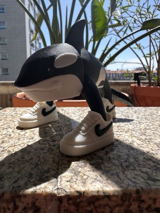 Italian Brainrot Toys – Tralalero Tralala
