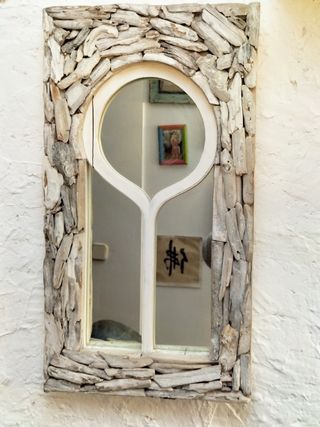 Espejo madera diseño único