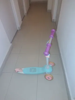 Patinete infantil 3 ruedas morado