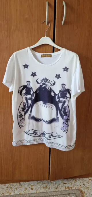 Maglia uomo stampa teschio e stelle