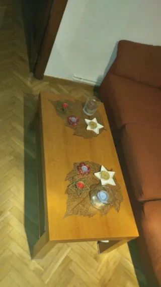 Mesa de centro de madera