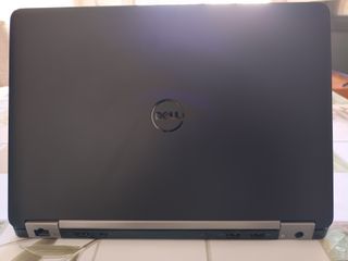 Ordenador portátil Dell i5 con disco SSD