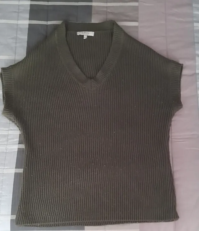 Blusa B.YOUNG verde oliva talla M