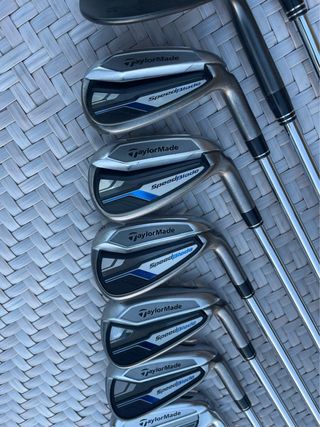 Golf TaylorMade SpeedBlade Rrgular Flex & Wedges  