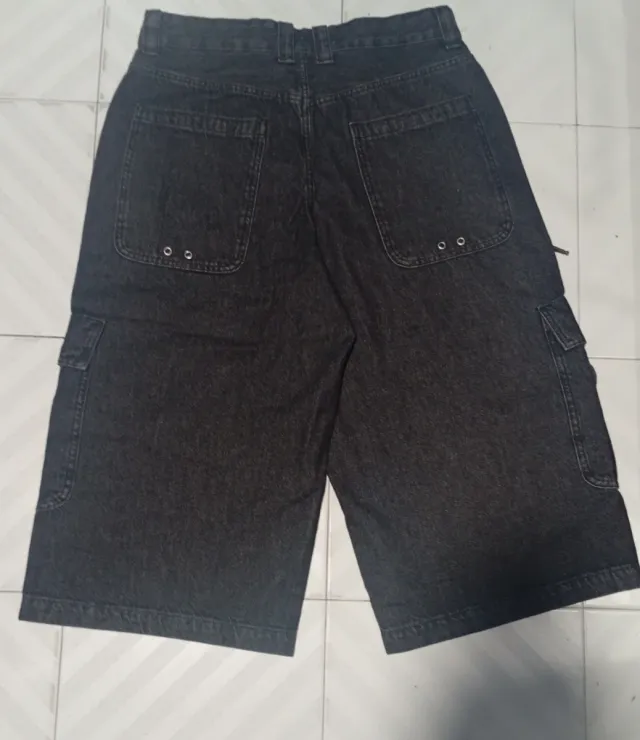 Pantalón corto cargo Y2K negro