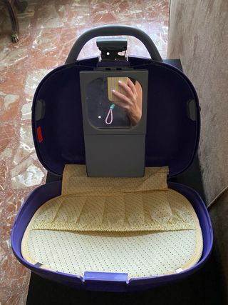 Neceser de viaje morado