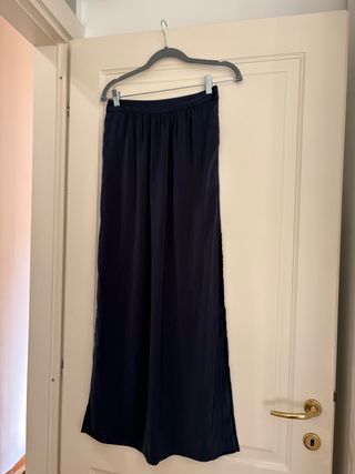 Gonna lunga blu con spacchi