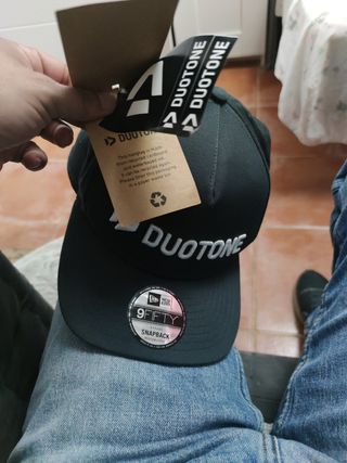 Gorra DUOTONE by NEW ERA 