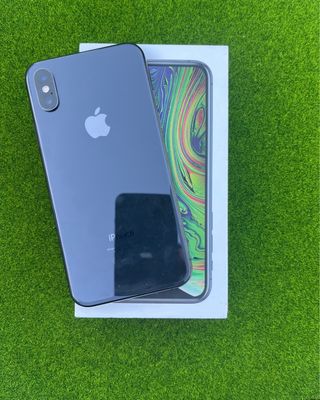 iPhone XS grigio siderale