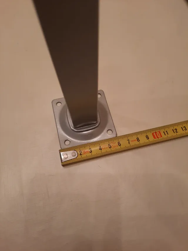 Patas metálicas regulables lacadas color gris