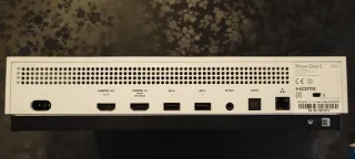 Xbox One S 500GB + 9 Juegos