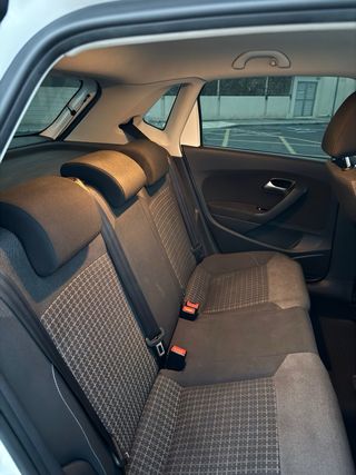 Volkswagen Polo 2015