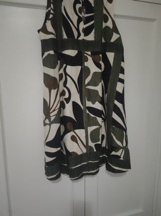 Vestido corte A estampado con bolsillos