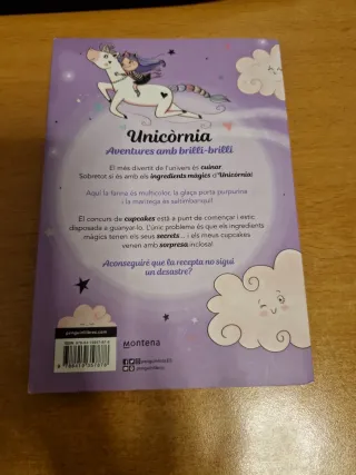 Unicòrnia 4 - Uns cupcakes increïbles: Primeres...
