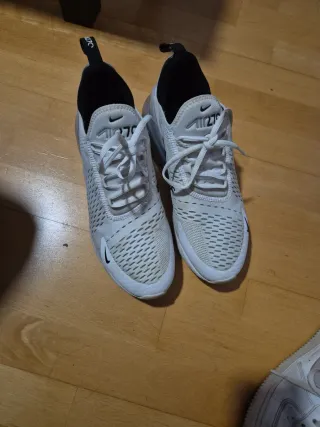 Nike Air Max 270 Blancas