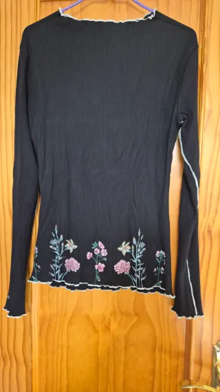 Camiseta Desigual Canalé Flores Manga Larga talla 
