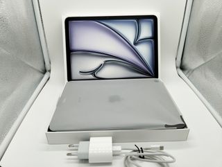 iPad Air M2 128GB 11' Gris Espacial + Accesorios