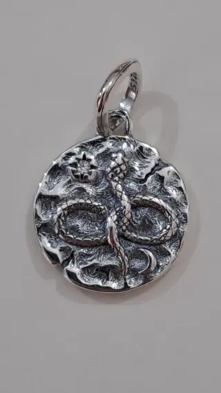 Medalla  Serpiente Infinito