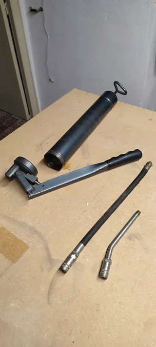 Engrasador manual con manguera