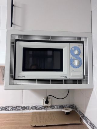 Microondas Lynx Wave Plus