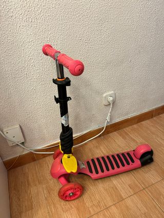 Patinete 3 ruedas rosa niña 2-3 años