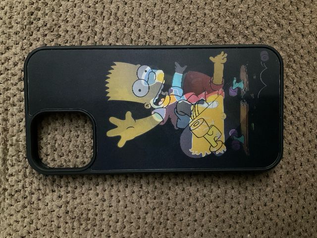 Funda iPhone 12 Bart Simpson