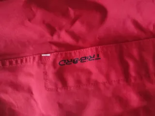 Chaqueta impermeable Decathlon Roja