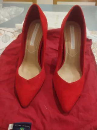 Zapatos de salón ante rojo