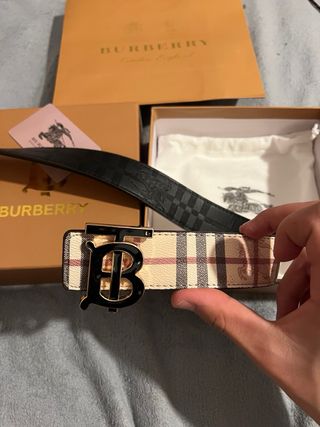 Cinturón Burberry (reversible!) (7% descuento)
