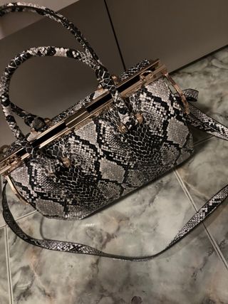 Bolso estampado serpiente