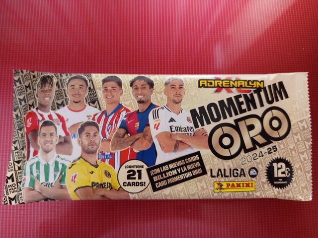 SOBRE MOMENTUM ORO Adrenalyn XL 2025