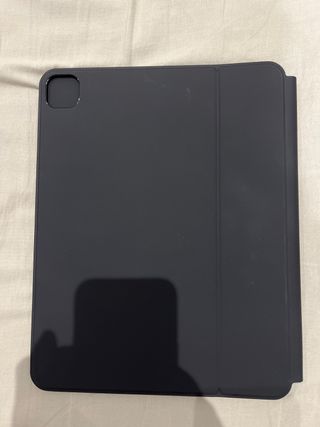 Funda iPad Pro 13 M4 magnética con teclado