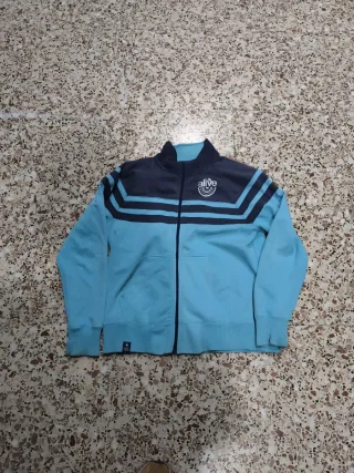 Chaqueta vintage azul con logo