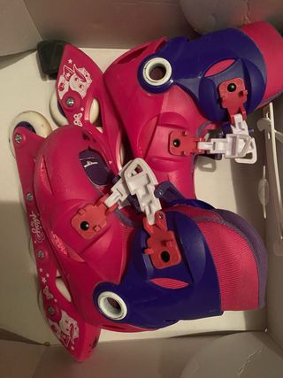 Patines infantiles rosas y morados