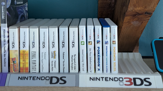 Soporte organizador para juegos de consola