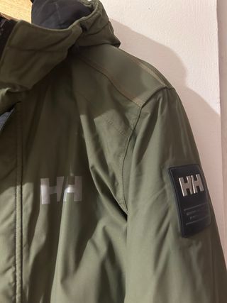 Chaquetón  Helly Hansen técnica verde