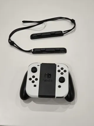 Nintendo Switch OLED 64GB Blanca – Como Nueva