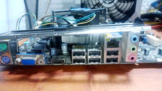Placa Base ASRock H61M-HVS LGA1155