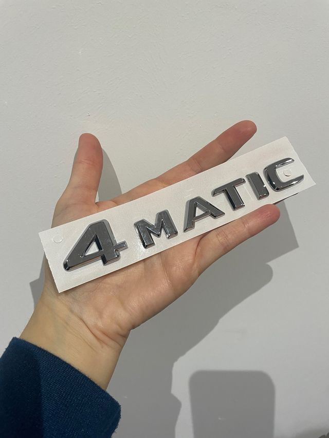 Letras 4 MATIC Mercedes Cromadas