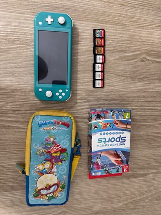 Nintendo Switch Lite blu/verde + custodia + giochi