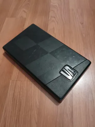 Caja de plástico Seat Cupra Racing