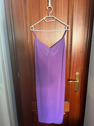 Vestido lila elegante tirantes