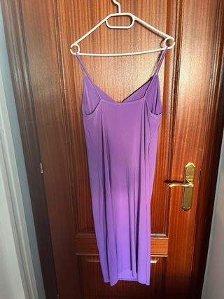 Vestido lila elegante tirantes