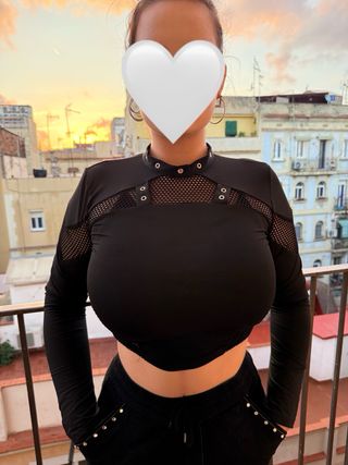Top negro manga larga rejilla