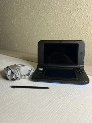 Nintendo 3DS XL Azul