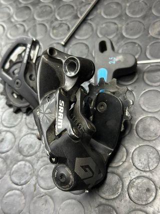 Cambio SRAM GX Eagle 12v
